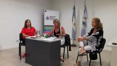 Dal Bianco, Mauti y Martini, encargadas de la capacitación en la defensoría. (Foto: gentileza)