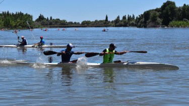 Se palpita la edición 44 de la Regata del río Negro