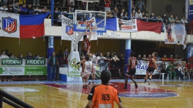 Liga Argentina: triunfos contundentes de Viedma y Petro