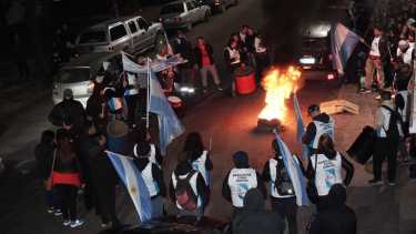 El enfrentamiento comenzó a la medianoche. Foto: gentileza
