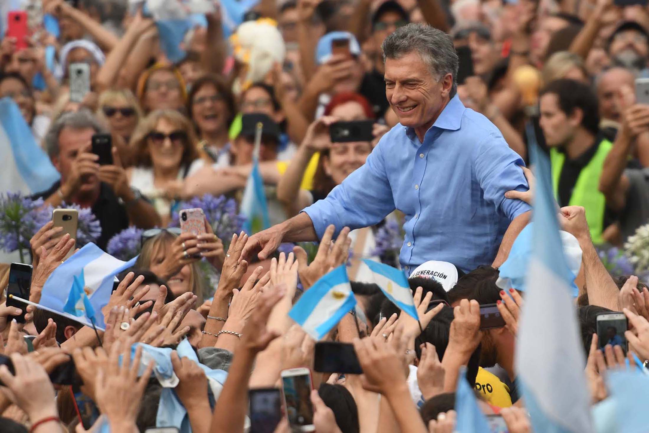 Mauricio Macri deja su mandato: "Somos muchos para defender a la Argentina si alguno se quiere abusar". Foto: Télam