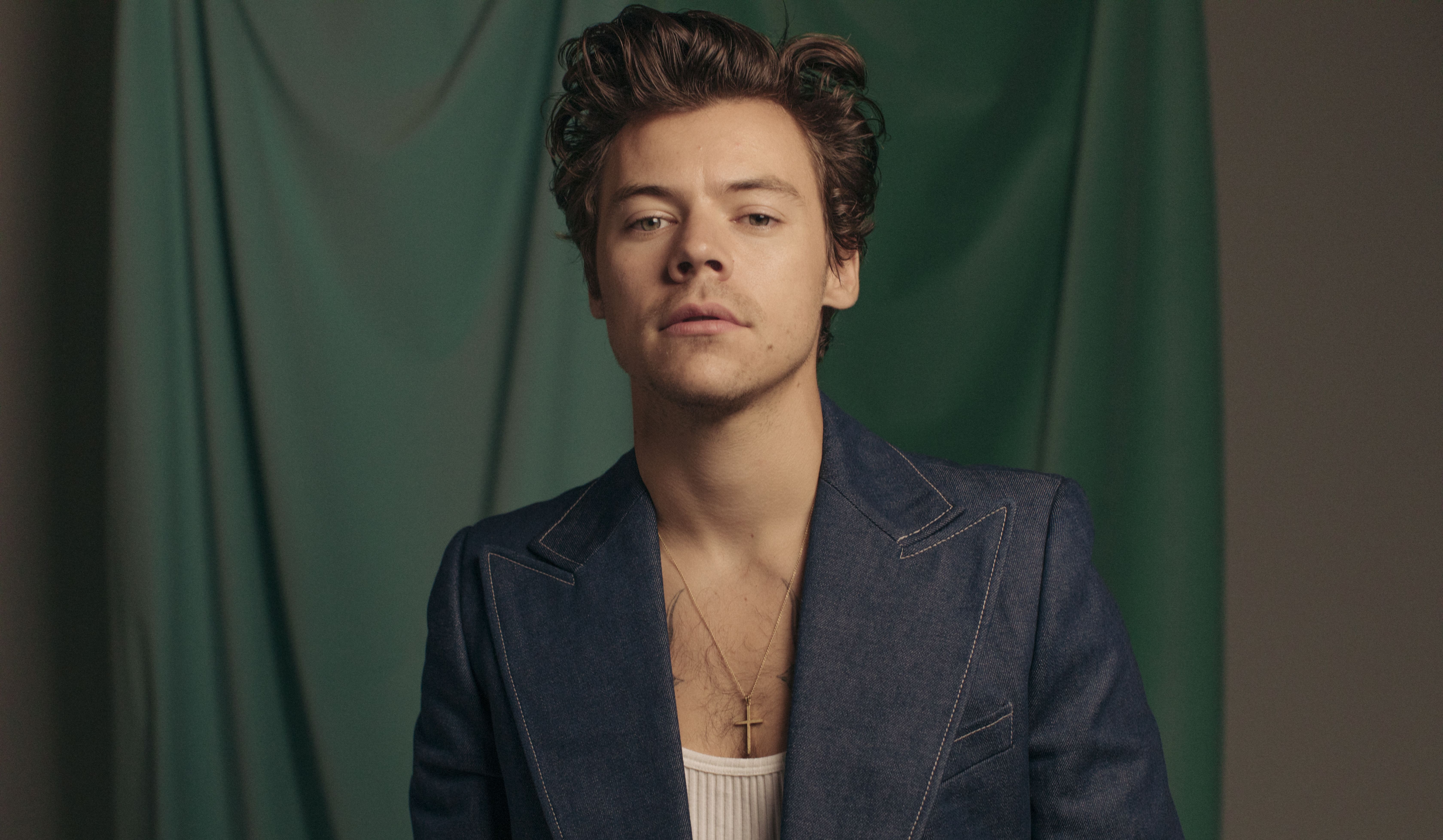 harry styles photoshoot in london, 2019, october 1st, by hélène marie pambrun