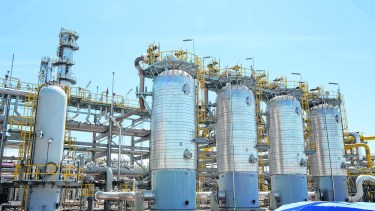 En Loma La Lata es uno de los puntos donde se realiza la separación de los componentes ricos que forman parte del gas natural. 