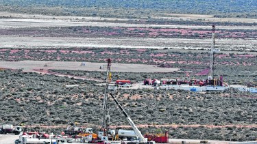 Pese a las normas sancionadas, las operadoras aún siguen esperando que Nación active el "Dólar Vaca Muerta".