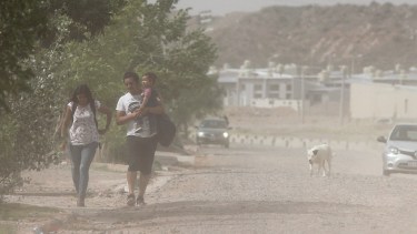 Se estima que el domingo las ráfagas podrían alcanzar los 81 km/h en Neuquén capital. (Archivo Oscar Livera).-