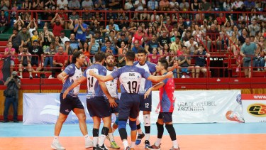 Se juega la Copa Argentina de vóley en el Ruca Che