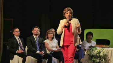 Su discurso en el Centro Municipal de Cultura de Viedma duró unos 10 minutos. Foto: Marcelo Ochoa.