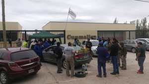 Reclaman en una cerámica de Allen por temor a despidos