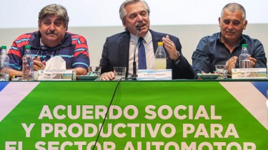 El presidente Alberto Fernández encabezó el acto de presentación del Acuerdo Social y Productivo para el sector Automotor 2030. Foto Télam