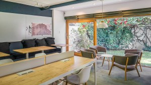 El coworking que la arquitecta Ana Silvetti creó y diseñó en Neuquén