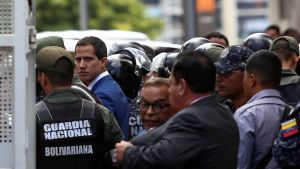 Tensión en Venezuela: el chavismo desplazó a Guaidó