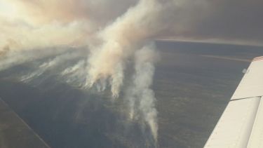 Así se veía el incendio en las últimas horas. Foto: gentileza.-