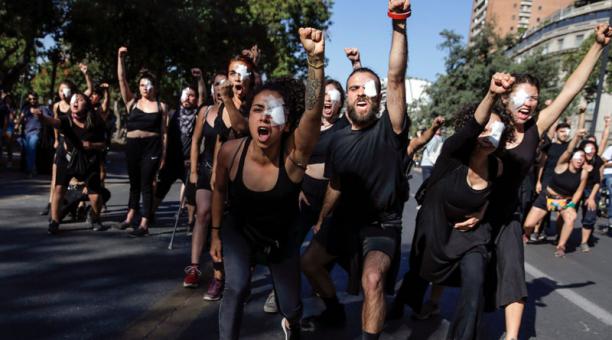 Los ojos heridos, imagen que quedó de las manifestaciones en el país trasandino. Foto: archivo.-