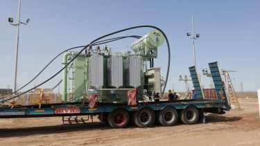 Avanza la red eléctrica en el parque industrial de Añelo