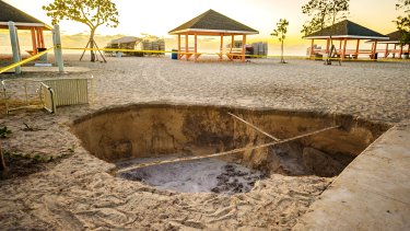 Es el segundo terremoto en Cuba en lo que va del año. Durante el anterior, en enero, dejó un agujero en el piso en West Way, islas Caimán. 