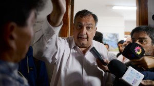 Gennuso viajó a Europa y estará ausente hasta febrero