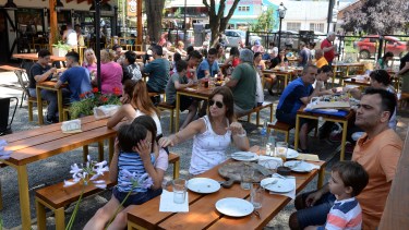 Creció el flujo de turistas en enero en El Bolsón  y aumentó el promedio de estadía, que ahora asciende de 5 a 6 días. Foto: Alfredo Leiva
