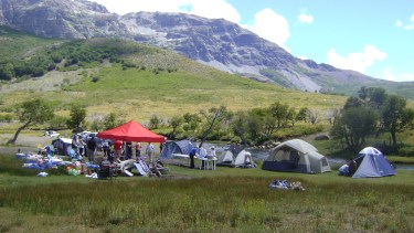 En Vaca Lauquen, norte neuquino: uno de los últimos viajes que hicieron. Lo contarán en detalle en las próximas ediciones del Voy. Foto: Campa Club