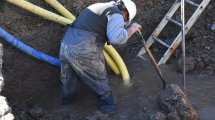Imagen de Dos barrios de Neuquén sin agua por la rotura de un caño