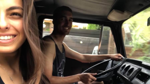 De Neuquén a Alaska en combi: así armaron el viaje soñado