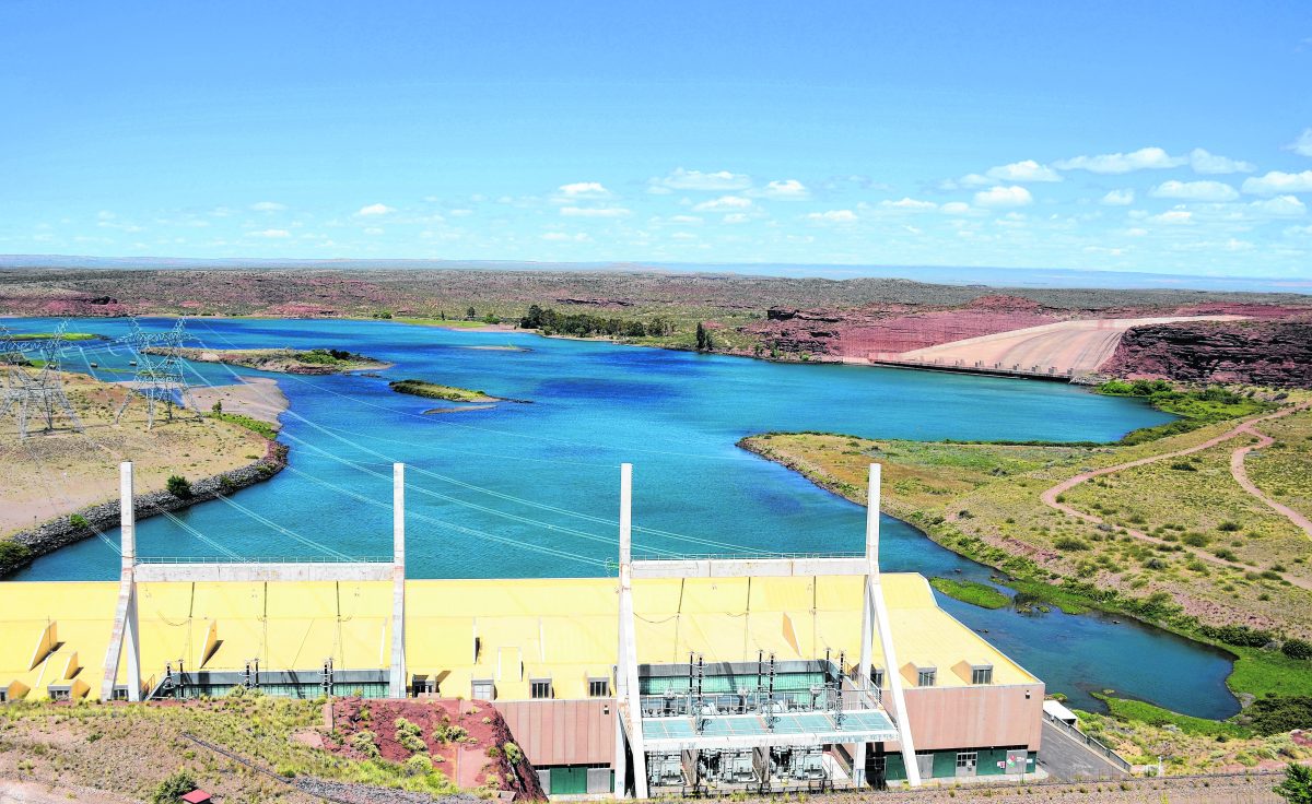 Nación dejará vencer los contratos de las hidroeléctricas, retendrá su concesión  y quiere manejarlas por su cuenta.