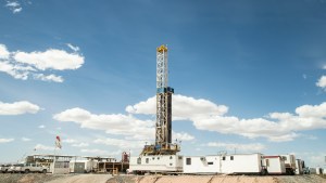 Crisis en Vaca Muerta: la cantidad de torres bajó al mínimo histórico