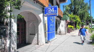 Solo dos pacientes tenía internados el viernes el Sanatorio del Sol. Muy poco personal quedó trabajando. Foto: Marcelo Martínez
