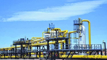 En Vaca Muerta hay decenas de pozos perforados pero sin terminar.