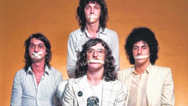 Serú Girán fue un grupo que supo reunir multitudes en sus recitales en épocas duras.