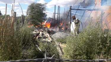 Ocurrió en la toma conocida como "CH" en el margen sur de Senillosa. (Foto: Gentileza.-)