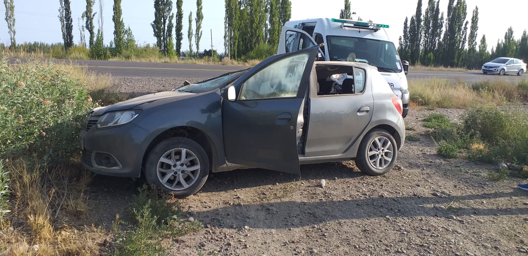 El Renault Sandero involucrado en el accidente.  Foto: Gentileza