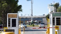 Imagen de Negocian más obras para el aeropuerto de Neuquén
