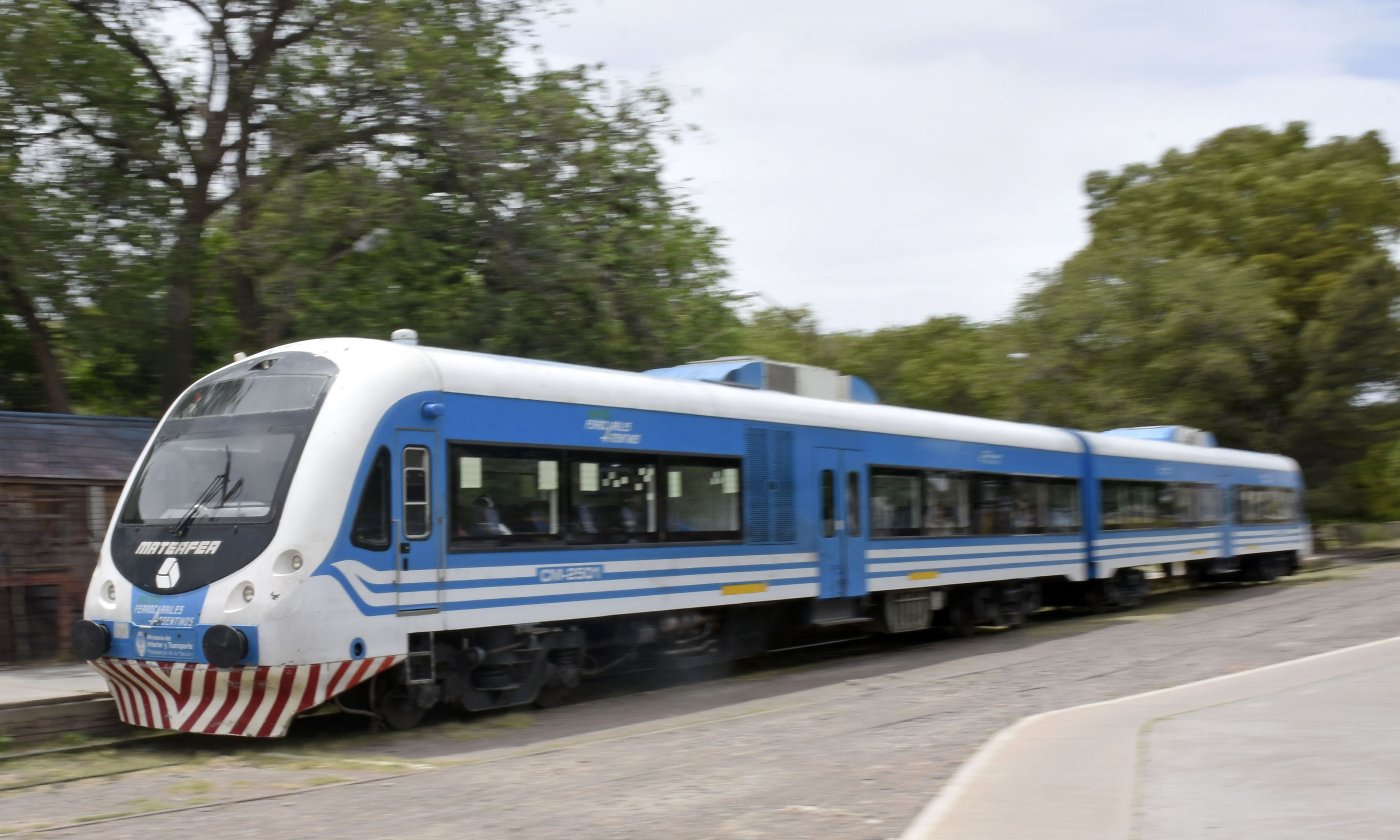 Los viajes del Tren del Valle comenzarán cada día desde las 6 en Plottier. Foto: Florencia Salto. 