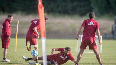 El Millo tuvo un entrenamiento matutino con acompañamiento de la gente, y por la tarde lo repetirá a puertas cerradas. (Foto: Patricio Rodríguez)
