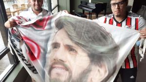 River en San Martín: Los fanáticos de Ponzio que conocieron a su ídolo