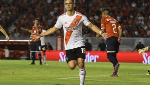 Santos Borré no aceptó una oferta de Europa y sigue en River
