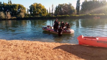 Hallaron el cuerpo del joven que se tiró a nadar en el canal de Cordero y no logró salir. (Foto: Archivo)