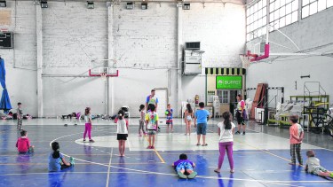 Las actividades deportivas son una de la propuesta eje de los espacios de esparcimiento.