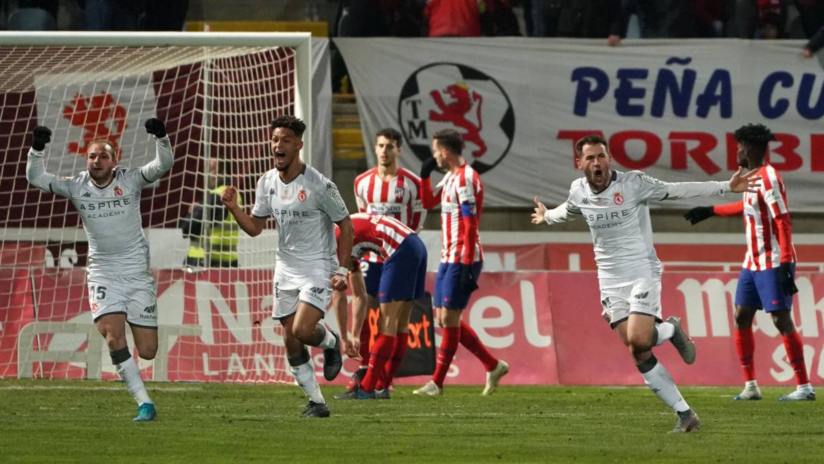 Resultado de imagen para Un club de tercera división humilló al Atlético de Madrid