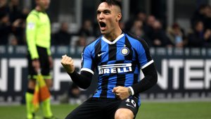 Liverpool sigue arriba en Inglaterra, Inter no pudo ganar pese al gol de Lautaro