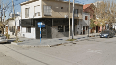 Violento asalto a un restaurante en Roca: una zona oscura y sin cámaras de seguridad
