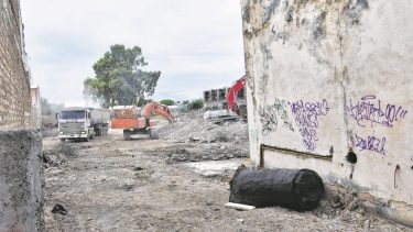 Es probable que mañana se interrumpa el tránsito en avenida Roca y Tres Arroyos. (foto: archivo)

