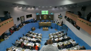 Se abre el debate por el congelamiento de las dietas de los legisladores rionegrinos