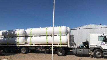 La estatal se encargó del traslado de los tanques desde Santa Fe.