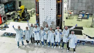 El satélite de Invap que ve a través de las nubes inicia su viaje al espacio