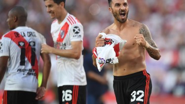 Ignacio Scocco certificó el triunfo de River sobre el final del partido con un golazo (Foto/Télam)