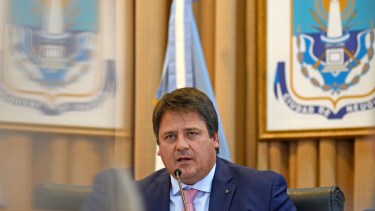 El anuncio de loteos que hizo Gaido busca mitigar el conflicto que se inició con las tomas de la meseta de Neuquén. (Mauro Pérez).-