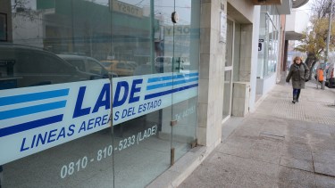 Legisladores piden el retorno de los vuelos de LADE a Chos Malal. Foto: Archivo Mauro Pérez