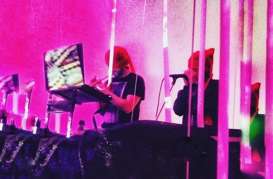 El proyecto musical experimental Rayo Seco sale a escena en Neuquén