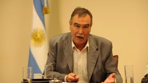 Bertoldi no podrá regresar al municipio de Centenario por un problema de salud